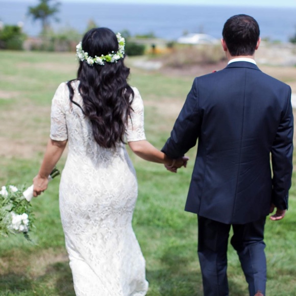 Meet your Posher, Justin & Karina - Picture 1 of 3